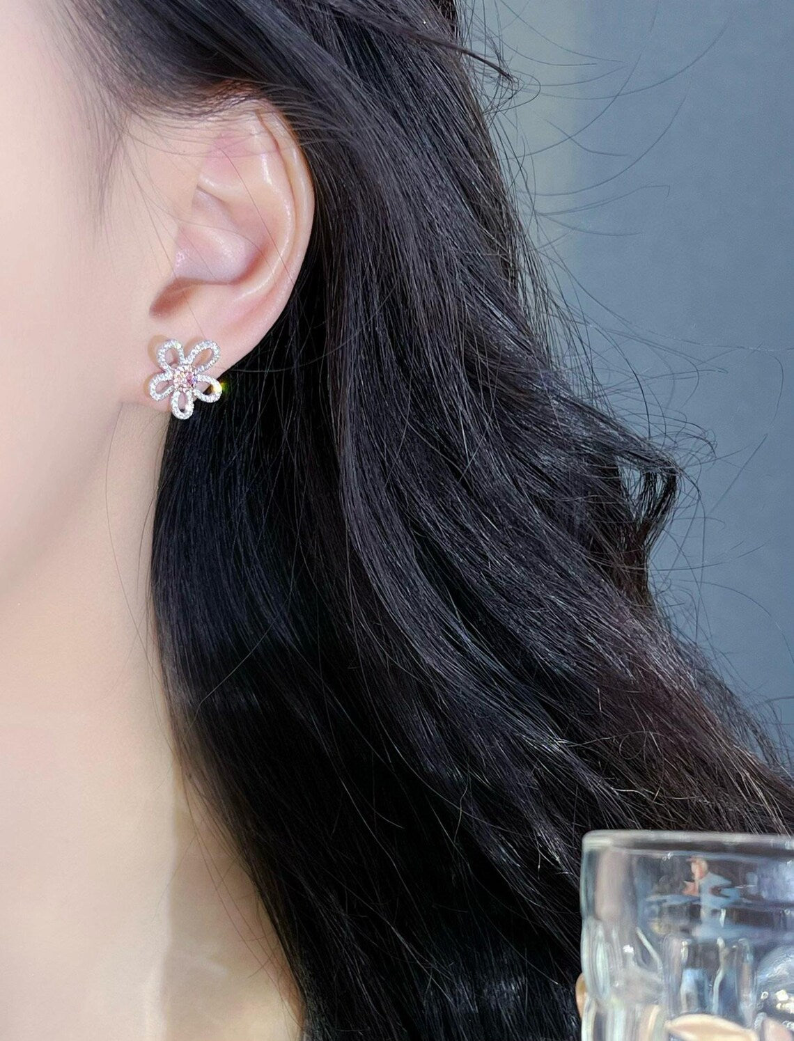 14k/18k white gold 0.50 ctw fancy natural pink diamond & diamond earrings
