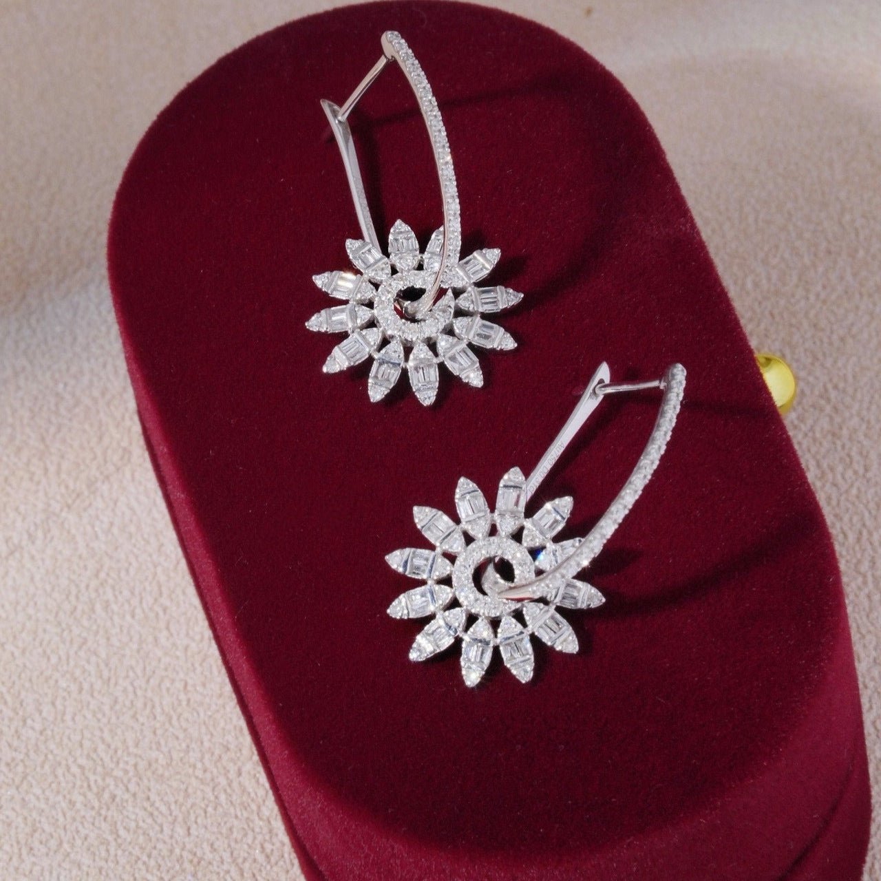 14k/18k white gold natural 0.86ctw h-vs diamond earrings
