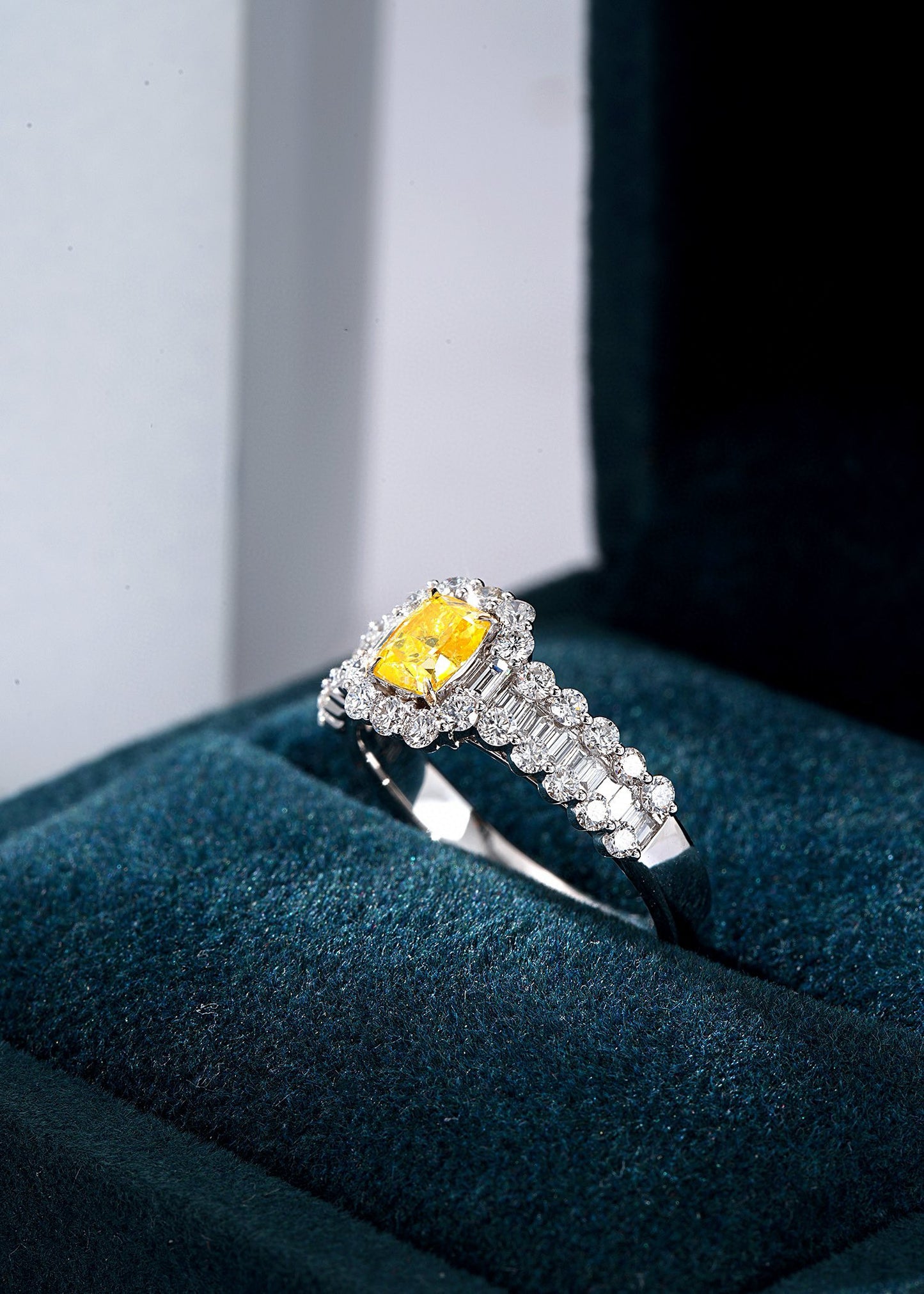 14k/18k white gold 1.64 ctw fancy natural yellow diamond & diamond ring