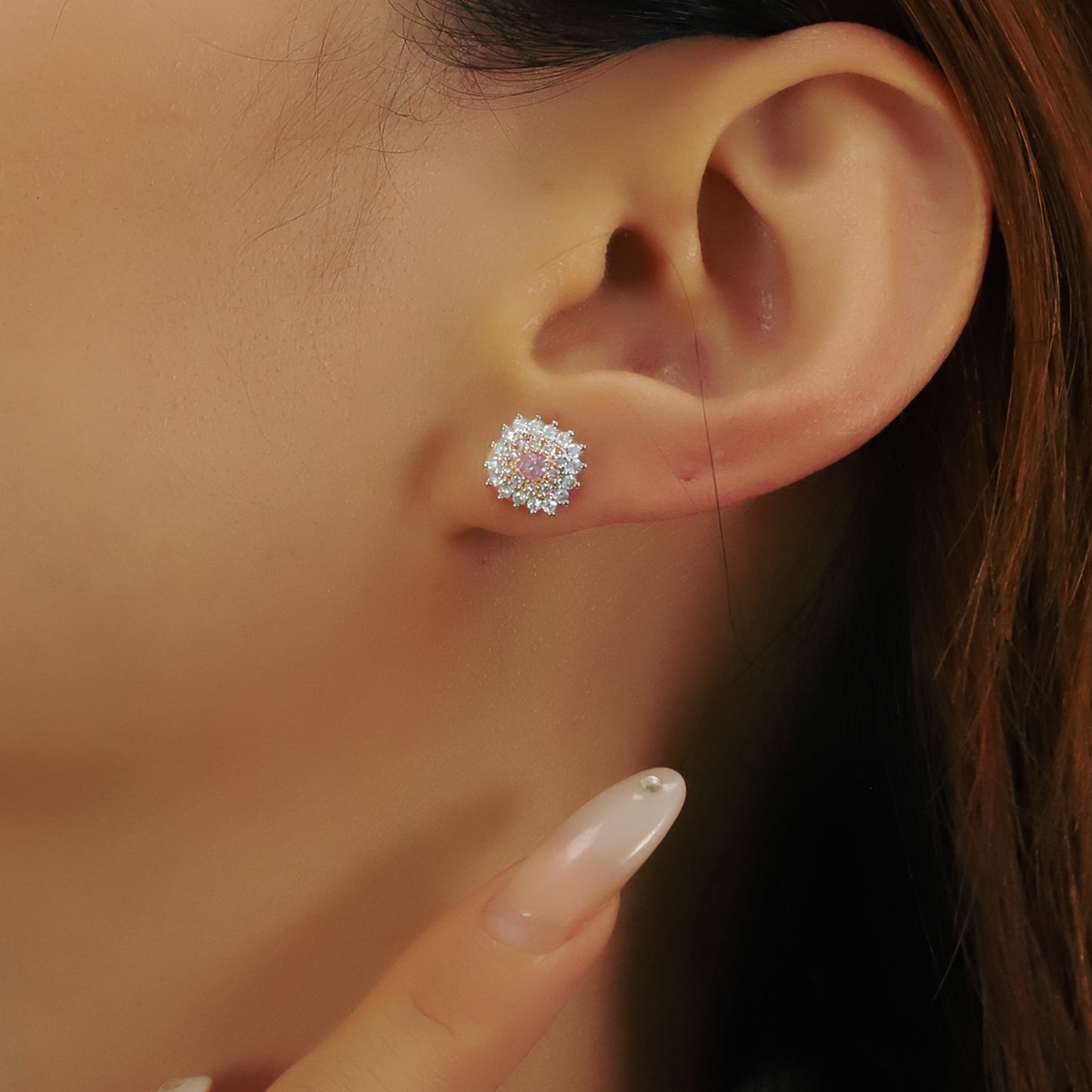 14/18 k gold 0.72 ctw fancy pink diamond & diamond stud earrings