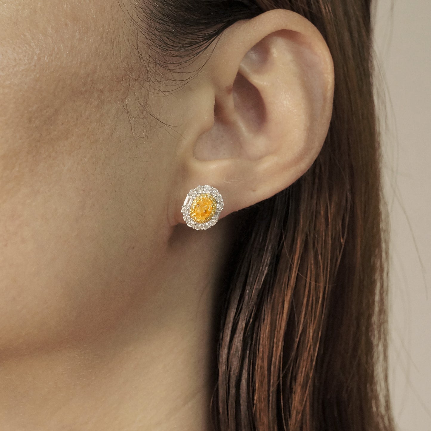14k gold 2.04 ctw natural fany yellow diamond & diamond earrings