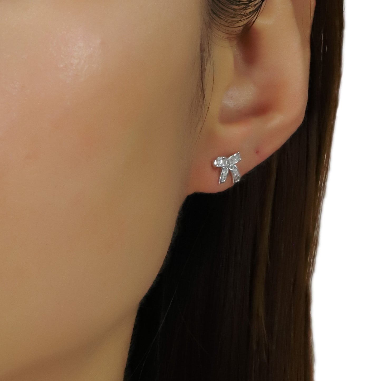 14k/18k gold 0.20 ctw h diamond stud earrings