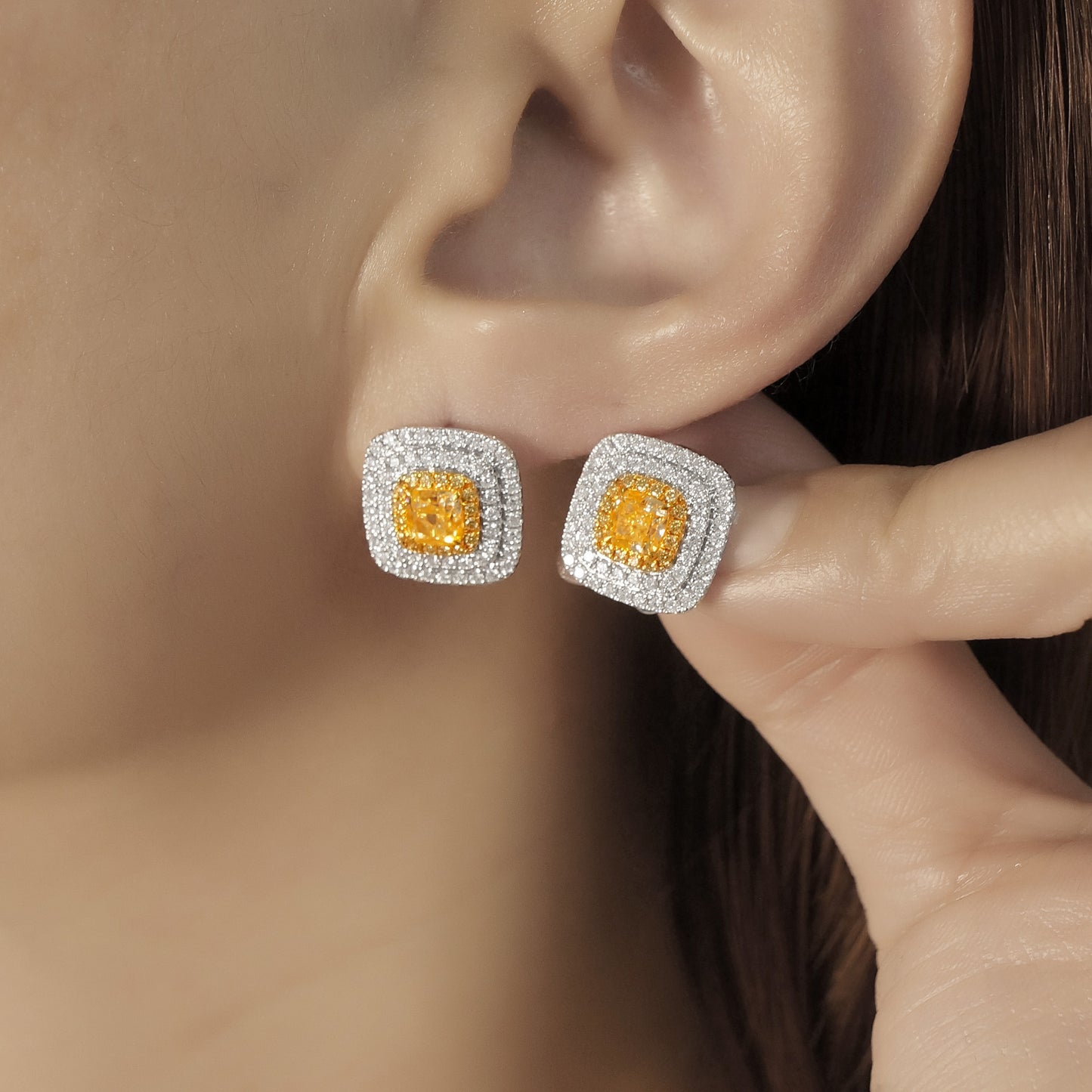 14k gold 2.26 ctw natural yellow diamond & diamond stud earrings