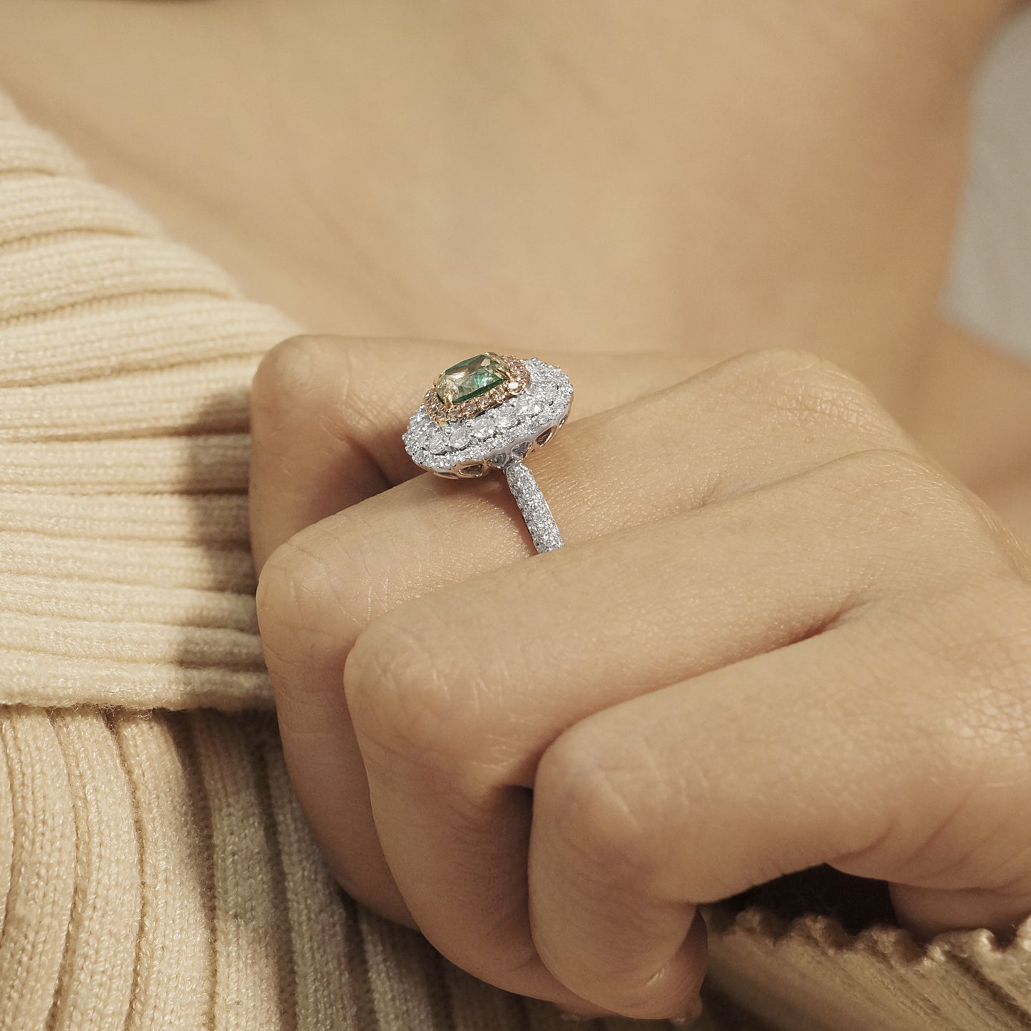 14k gold 2.76 ctw natural green diamond & diamond ring/pendant