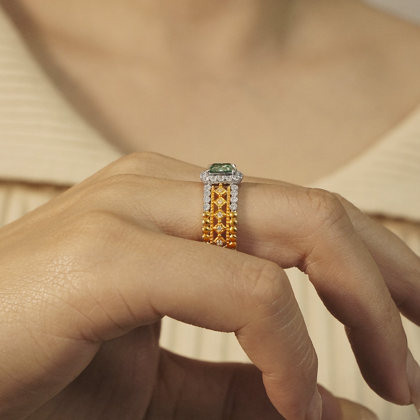14k gold 1.32 ctw natural green diamond & diamond ring