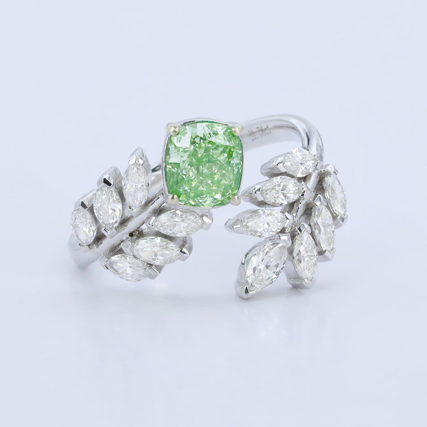 14k white gold 1.08 ctw natural green diamond & diamond ring