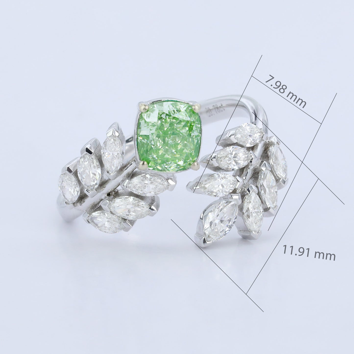 14k white gold 1.08 ctw natural green diamond & diamond ring