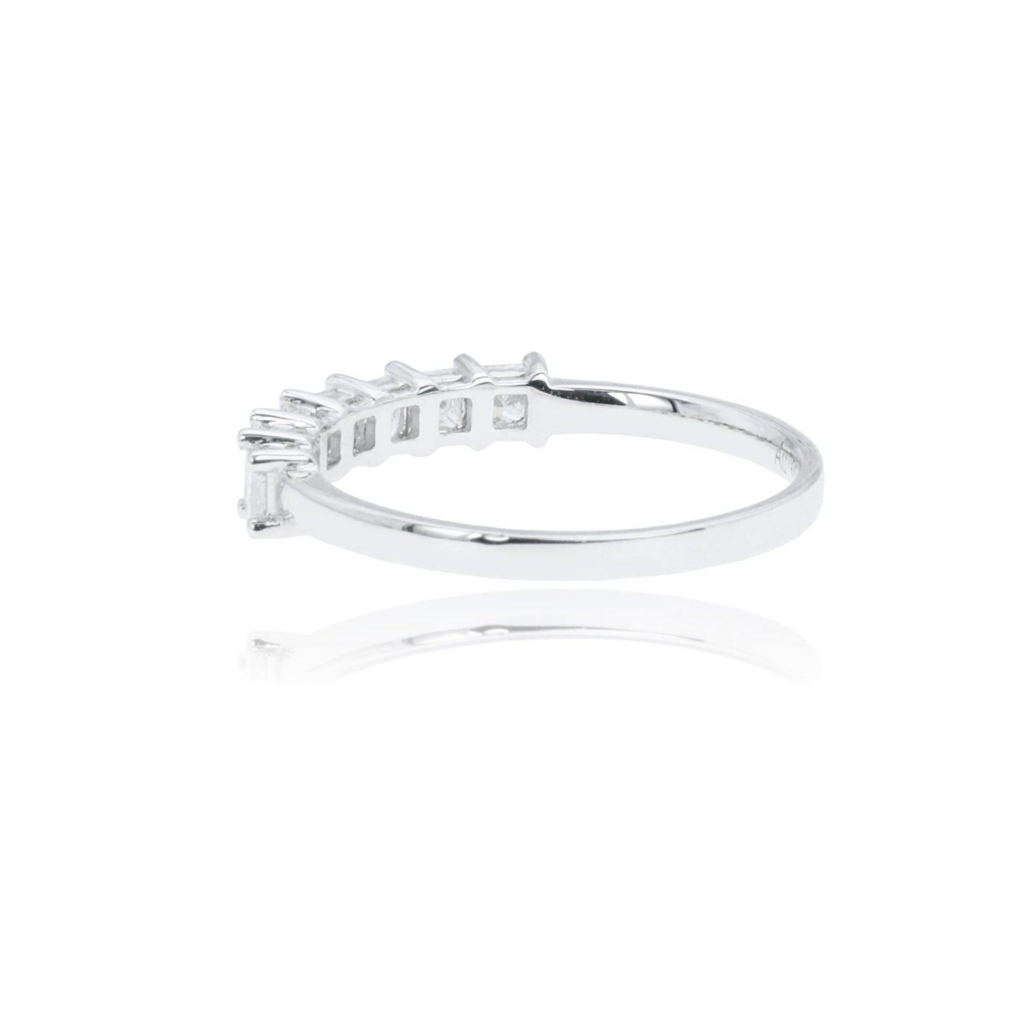14k/18k white gold 0.56 ctw h vs diamond ring