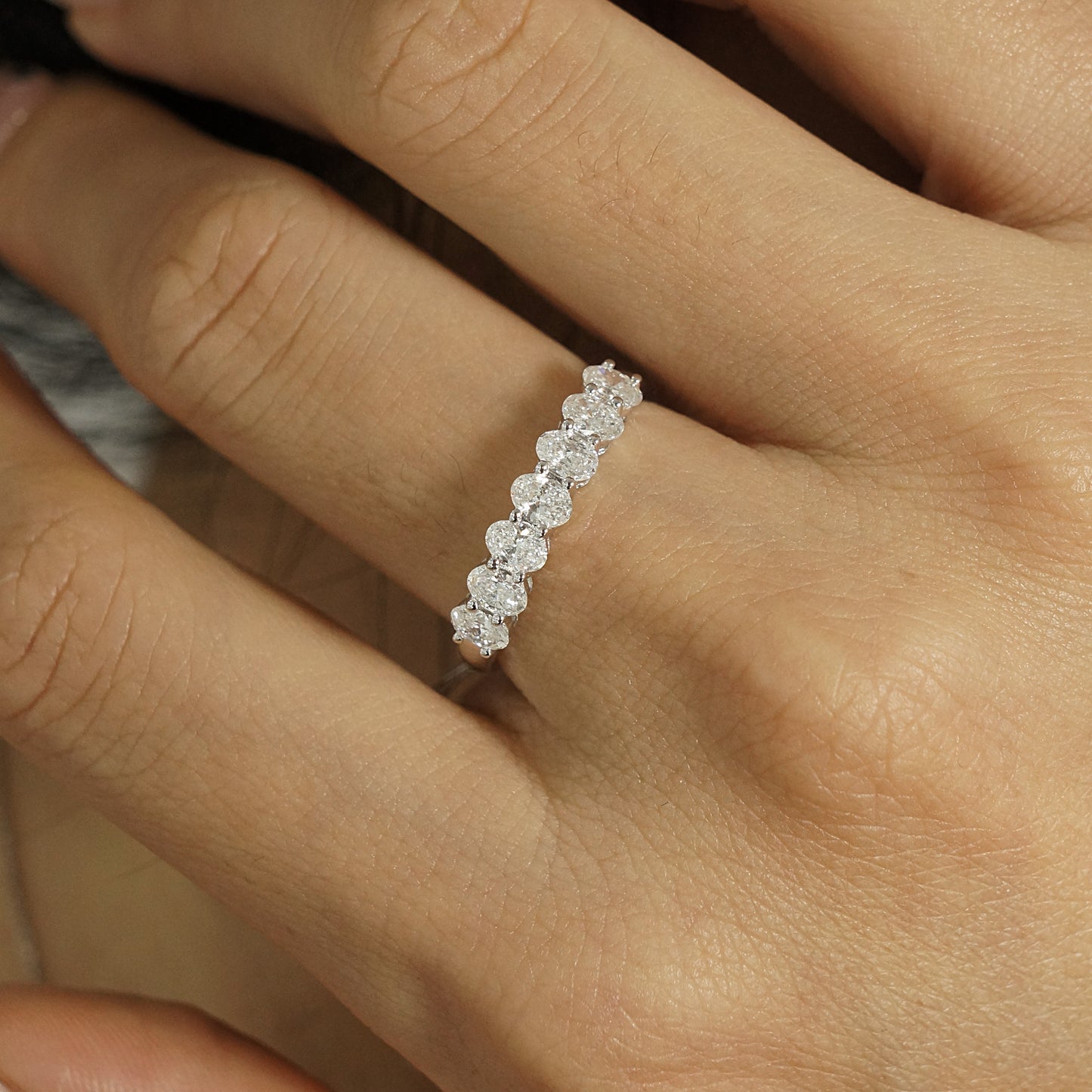 9k/14k/18k white gold 0.83 ctw lab grown h-vs dlamond ring