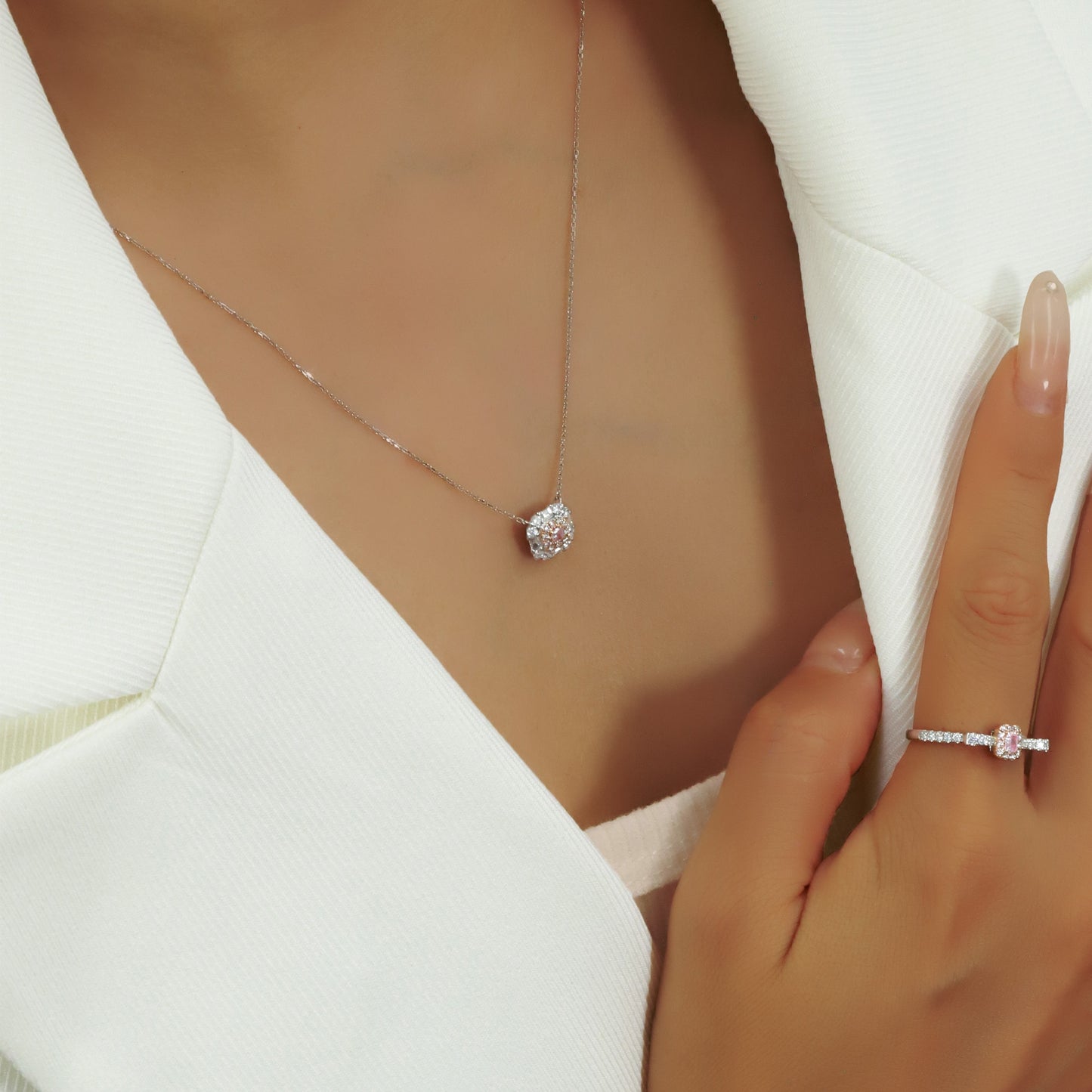 14k/18k gold 0.44 ctw fancy pink diamond & diamond necklace