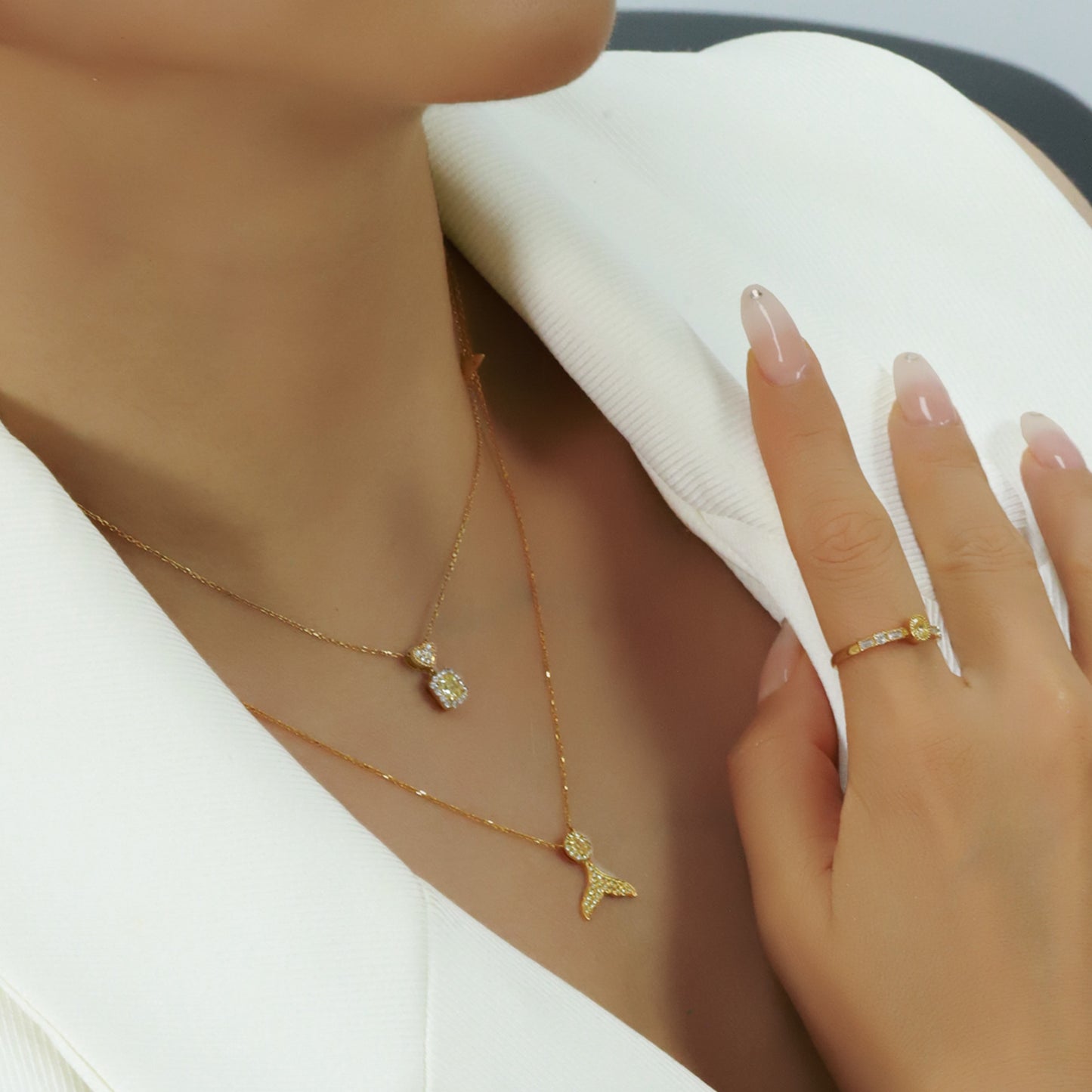14k/18k gold 0.24 ctw yellow diamond and diamond necklace