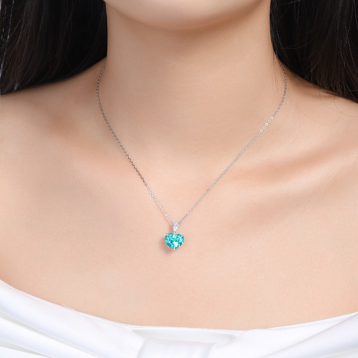 neon blue paraiba tourmaline heart necklace in s925 sterling silver ,18k white gold plated