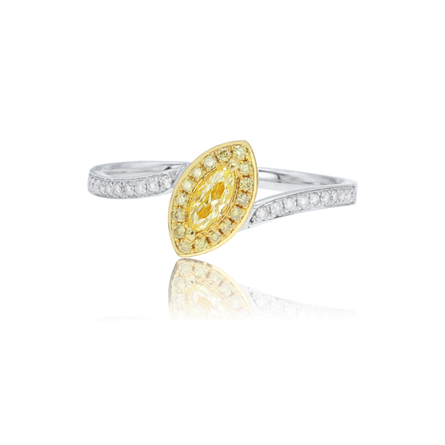 14k/18k white gold 0.24 ctw yellow diamond & diamond ring