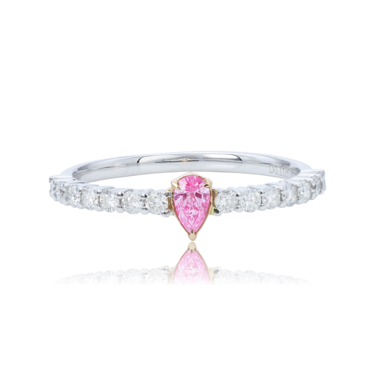 14k/18k white gold 0.38 ctw fancy pink diamond & diamond ring