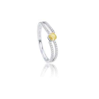 14K/18K WHITE GOLD 0.33 CTW FANCY YELLOW DIAMOND & DIAMOND RING