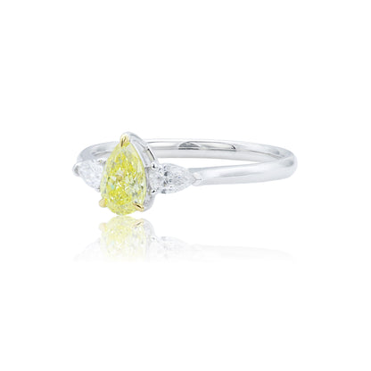 9K/14K/18K WHITE GOLD 0.74 CTW LAB GROWN FANCY YELLOW DIAMOND & DIAMOND RING