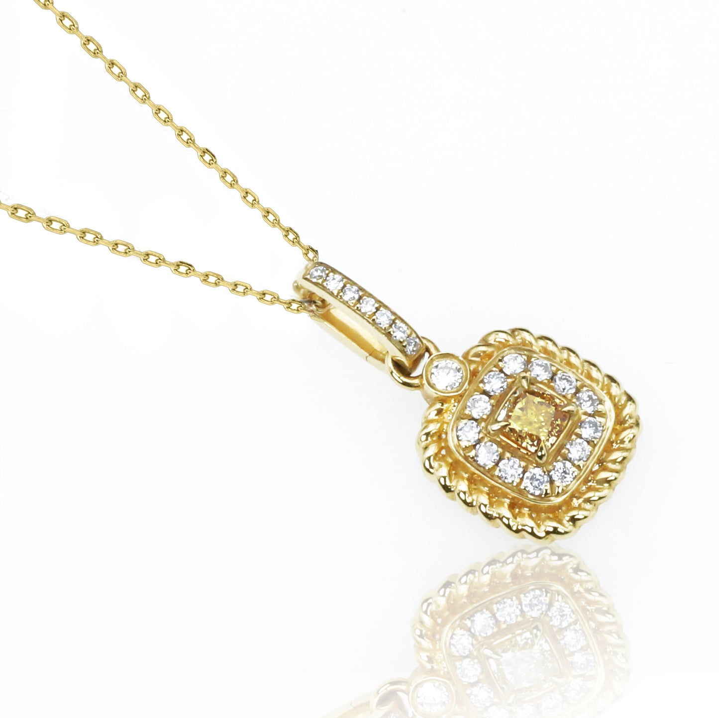 14k/18k gold 0.3 ctw fancy yellow diamond & diamond necklace