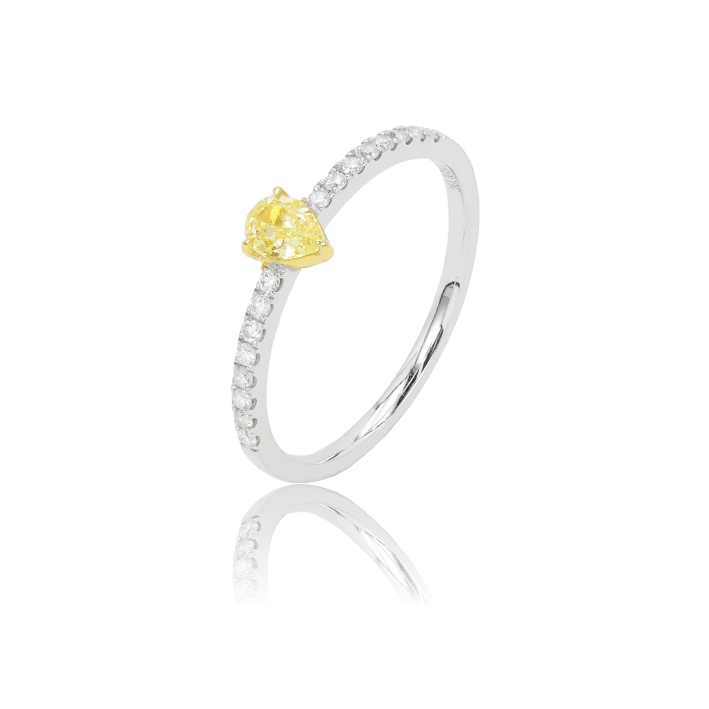 14k/18k white gold 0.31 ctw fancy yellow diamond & diamond ring