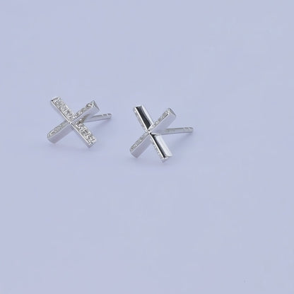 14K/18K WHITE GOLD H VS DIAMOND STUD EARRINGS