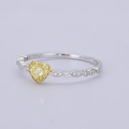 14K/18K WHITE GOLD 0.20 CTW FANCY YELLOW DIAMOND & DIAMOND RING